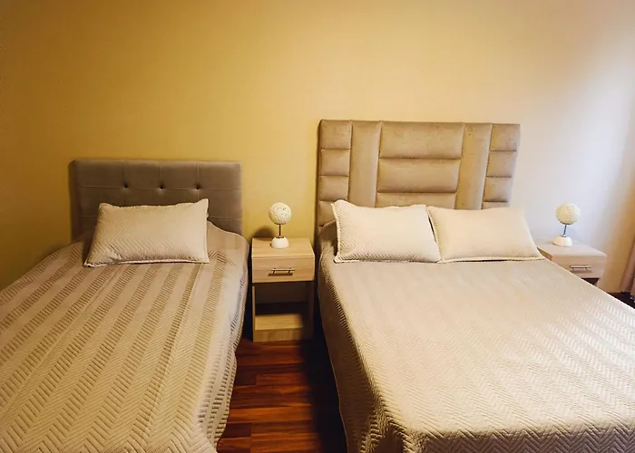 Departamento De 4 Dormitorios Espacioso Cerca Del Centro De La Paz